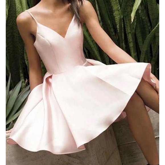 Alyce Paris Dresses & Skirts - Alyce Paris - 3764 V Neckline Mikado Fit and Flare Cocktail Dress Size 6
